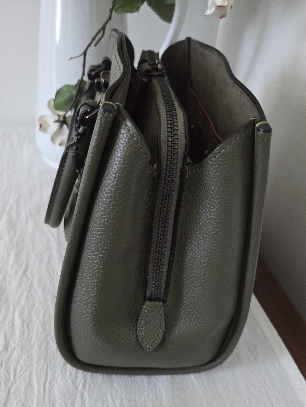 Coach Brooke Carryall 28 EUC Army Green - Picture 4 of 6